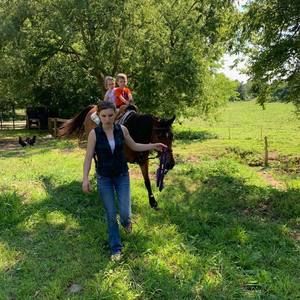 Meet your Posher, Allison